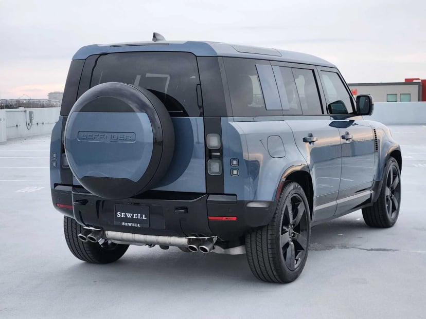2026 LAND ROVER Defender 110 - Image 7