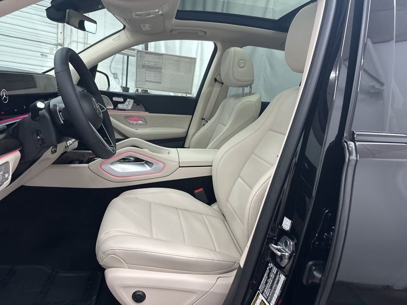 2026 Mercedes-Benz GLE - Image 17