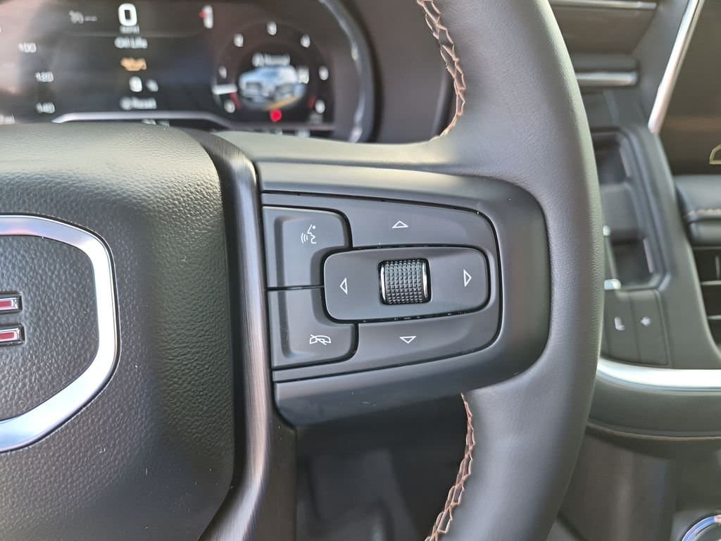 2024 GMC Yukon XL - Image 35