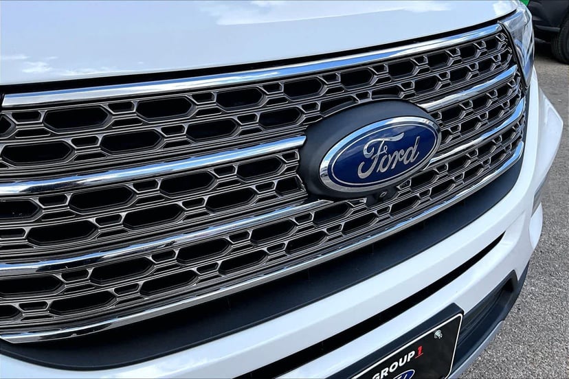 2021 Ford Explorer - Image 30
