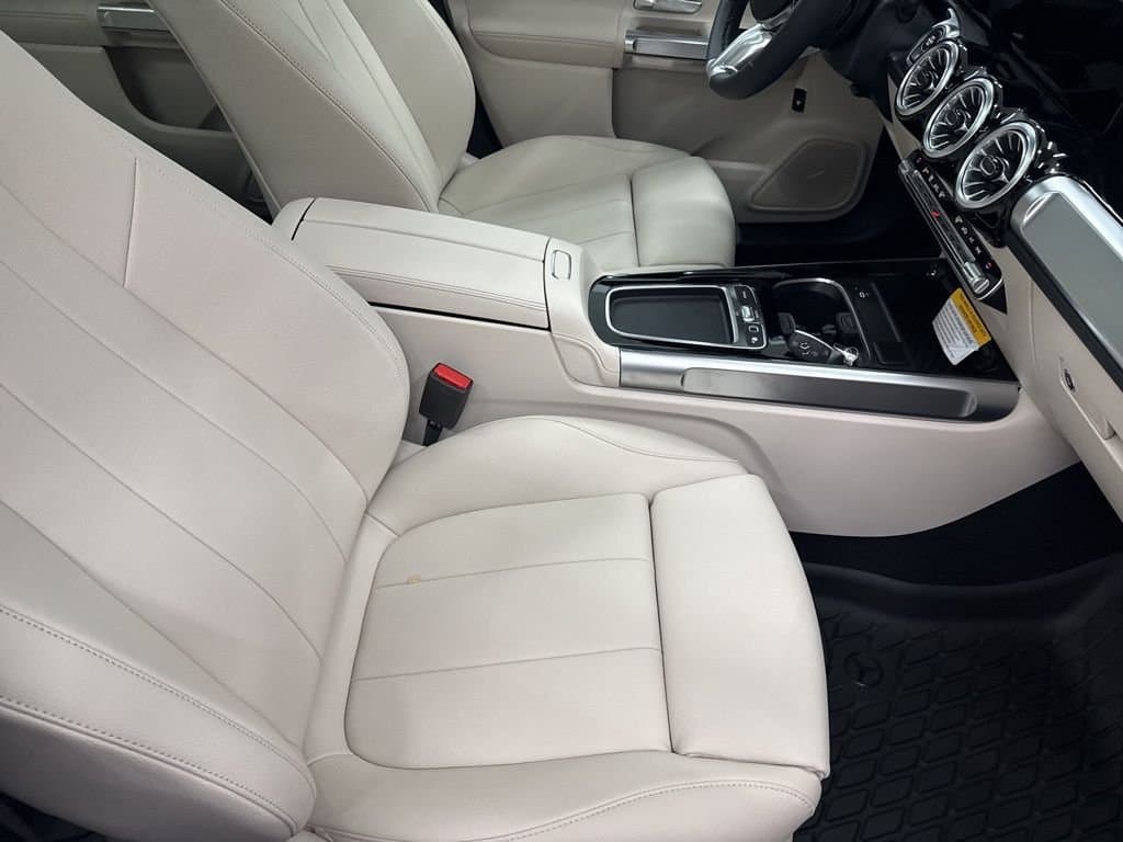 2026 MERCEDES-BENZ GLB - Image 30