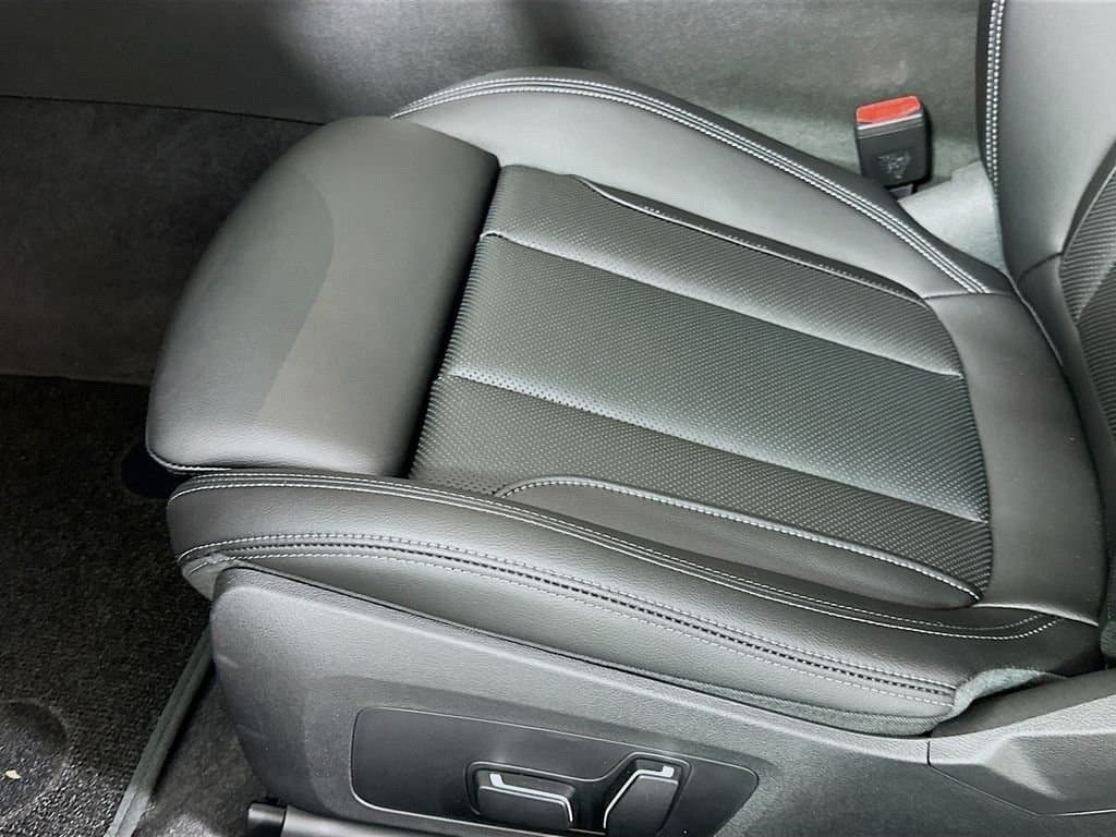 2026 BMW 2 Series - Image 21