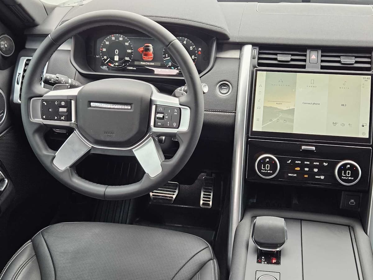 2025 Land Rover Discovery - Image 27