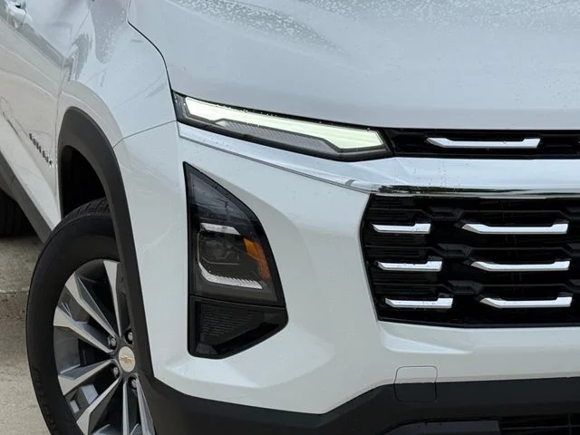 2025 Chevrolet Equinox - Image 3