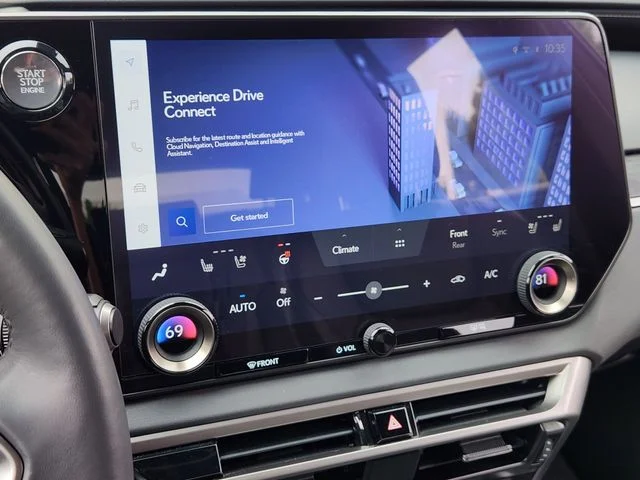 2024 Lexus RX - Image 17