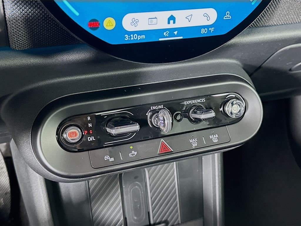 2025 MINI Cooper - Image 15