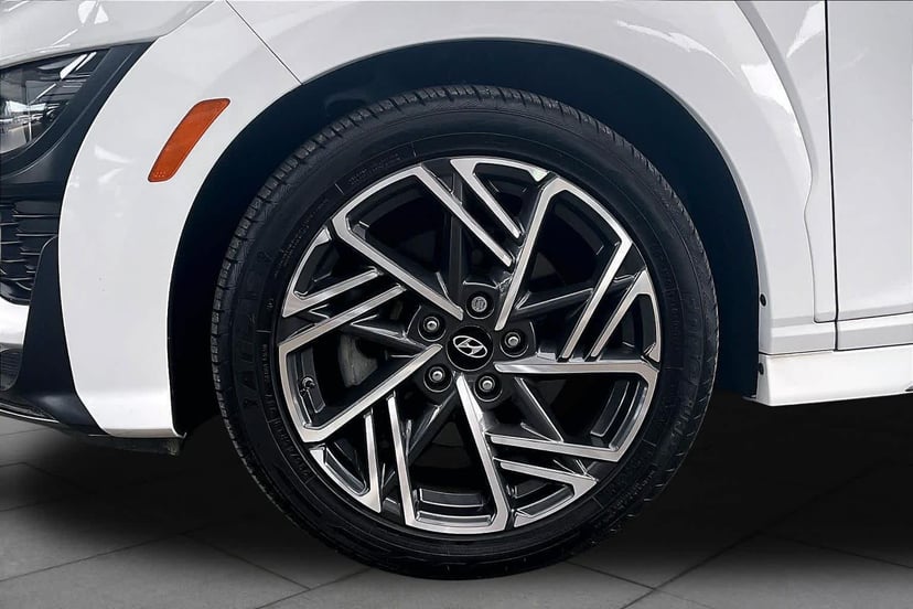 2022 Hyundai Kona - Image 11