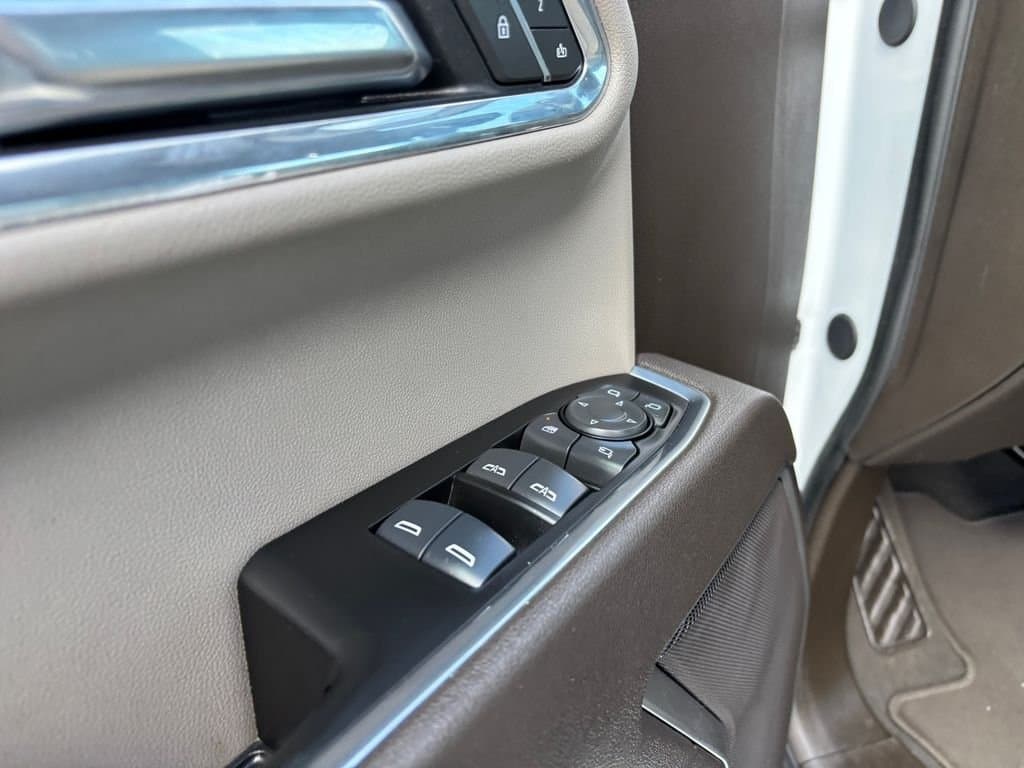 2025 GMC Sierra 1500 - Image 21