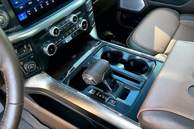 2025 Ford F-150 - Image 17