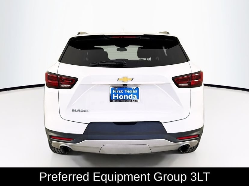 2023 Chevrolet Blazer - Image 6