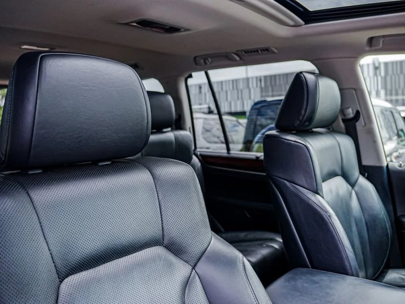2021 Lexus LX - Image 29