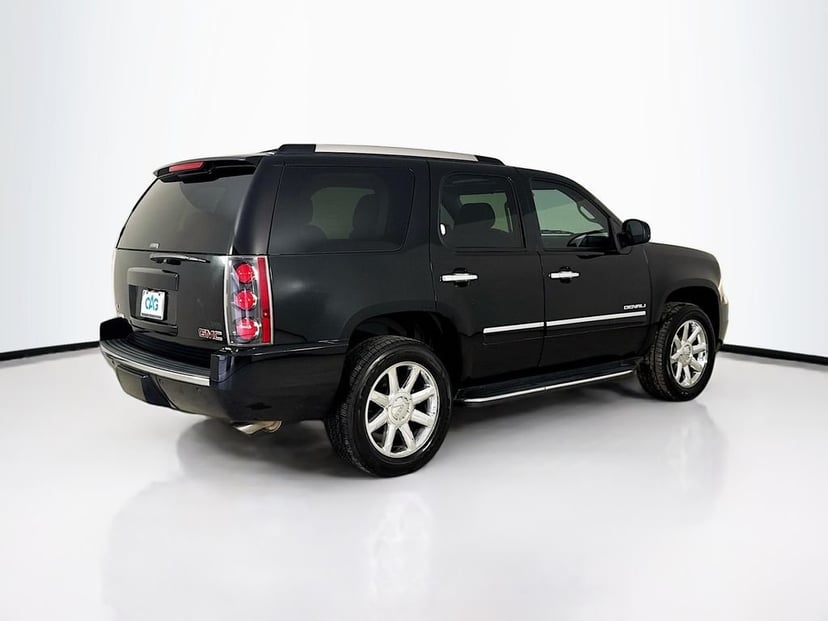 2012 GMC Yukon - Image 7