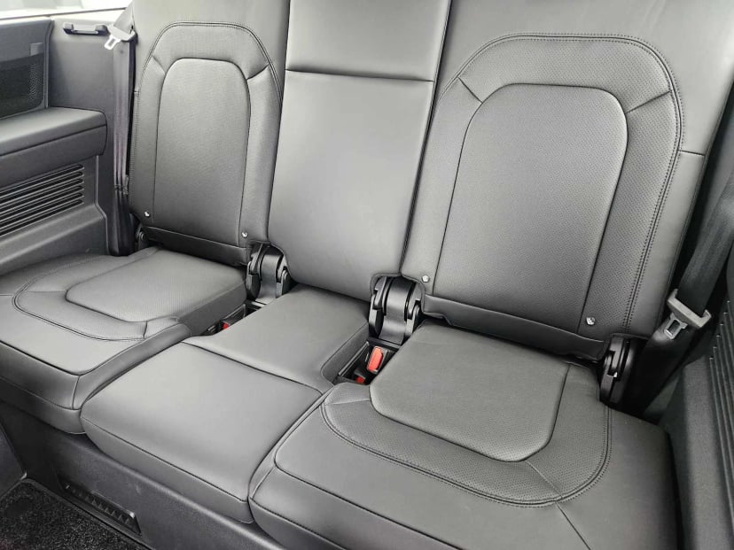2026 LAND ROVER Defender 130 - Image 30