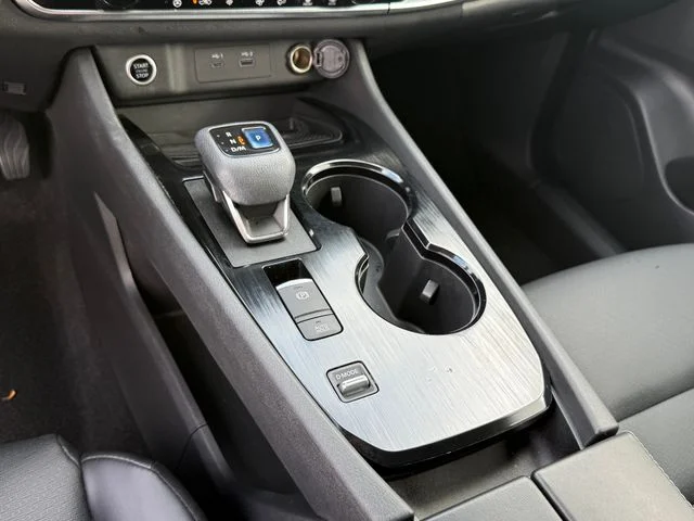 2021 Nissan Rogue - Image 20