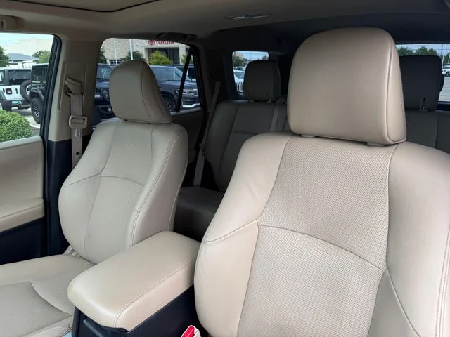 2017 Toyota 4Runner - Image 12