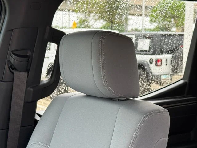 2025 Toyota Tundra - Image 14