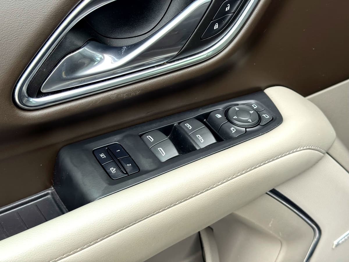 2022 Chevrolet Tahoe - Image 16