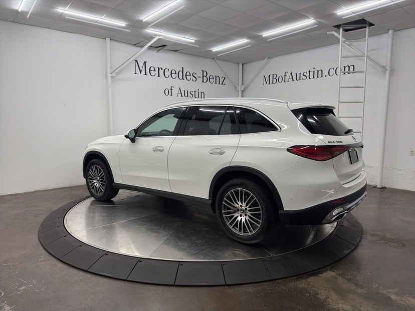 2026 Mercedes-Benz GLC - Image 39