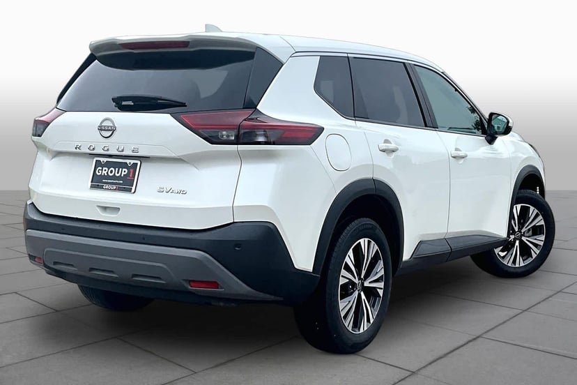 2022 Nissan Rogue - Image 13