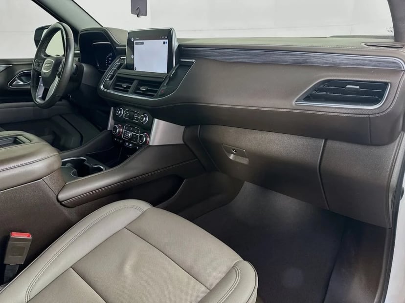 2022 GMC Yukon - Image 37