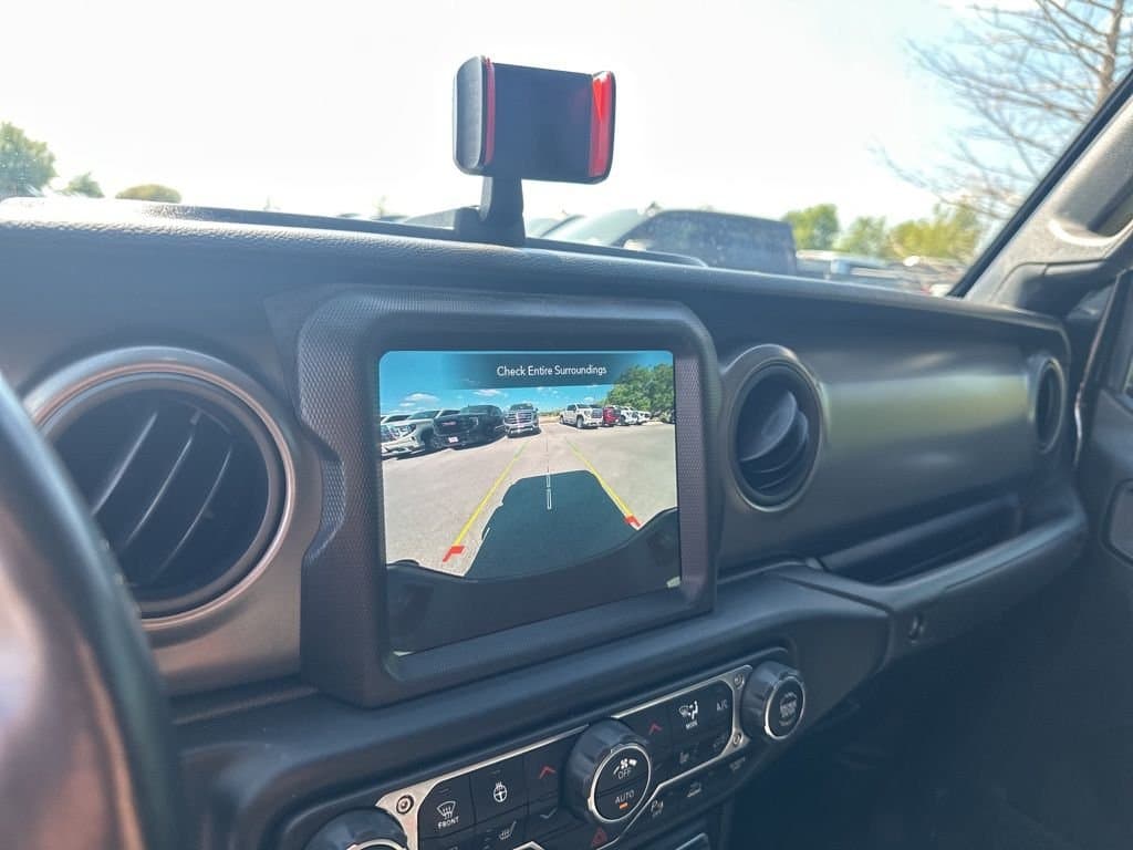 2022 Jeep Gladiator - Image 38