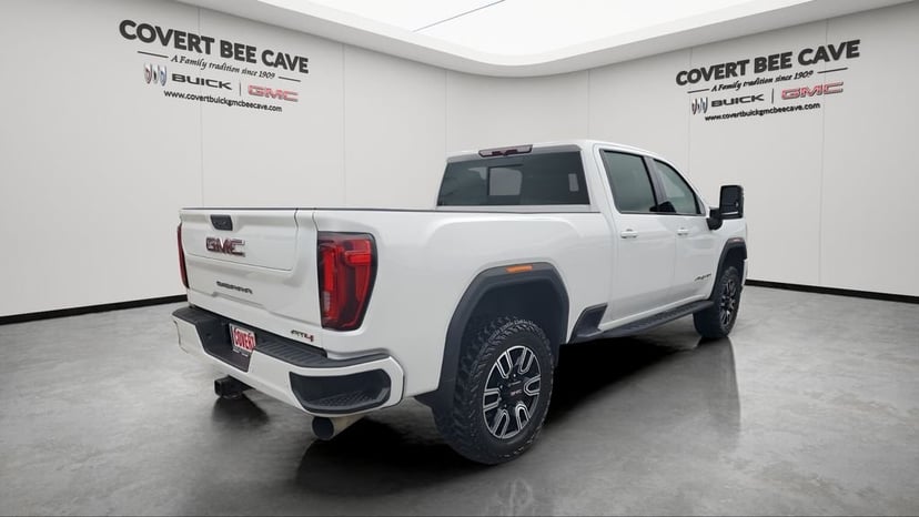 2023 GMC Sierra 2500HD - Image 9