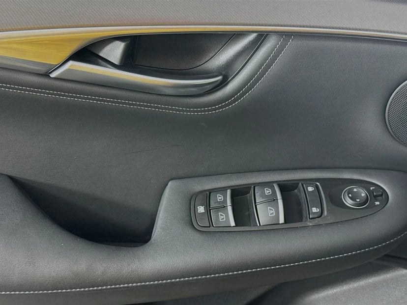 2022 INFINITI QX55 - Image 22