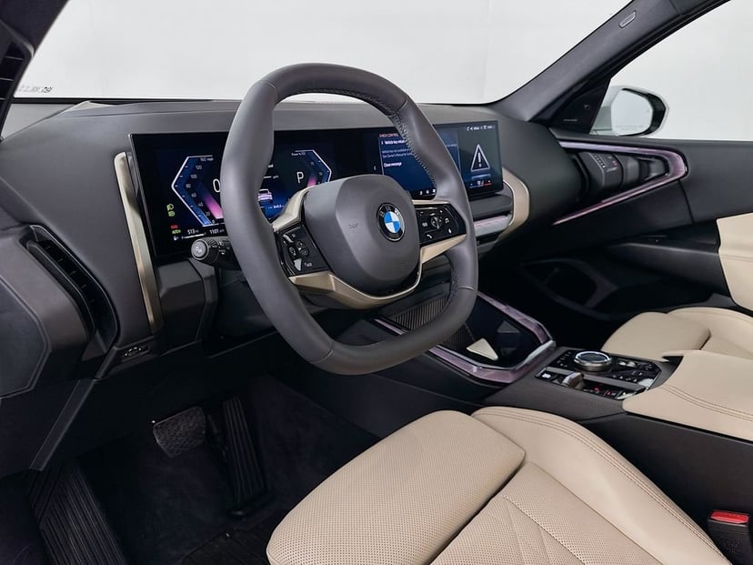 2025 BMW X3 - Image 9