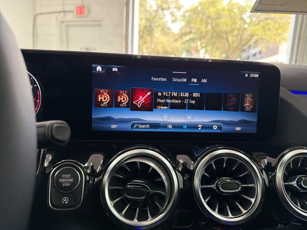 2026 MERCEDES-BENZ GLA - Image 34