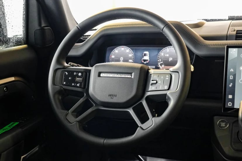 2026 Land Rover Defender 110 - Image 14