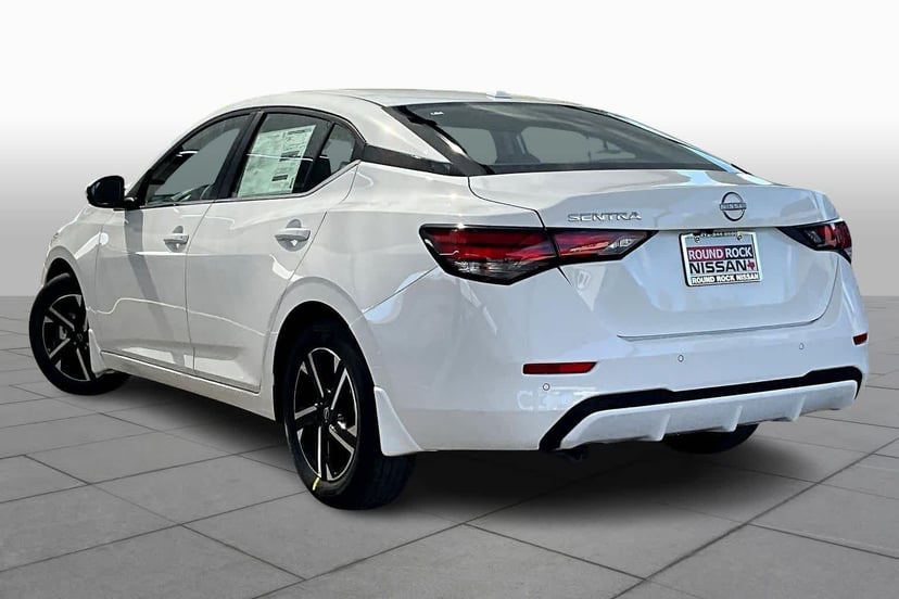 2025 Nissan Sentra - Image 7