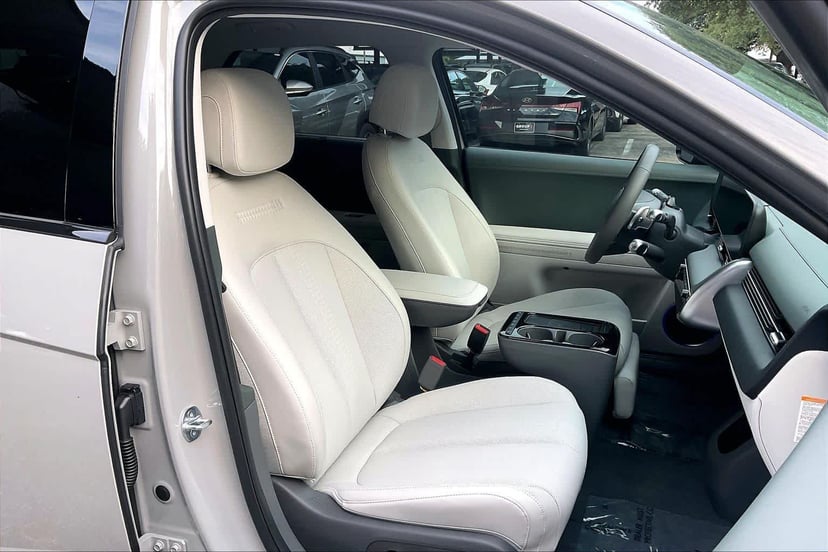 2026 Hyundai IONIQ 5 - Image 8