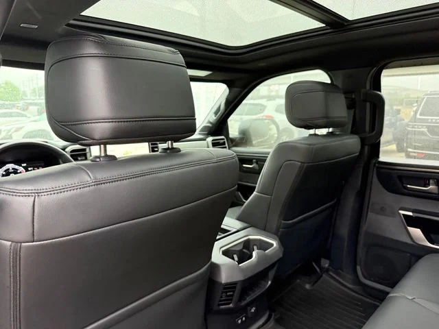 2025 Toyota Tundra - Image 25
