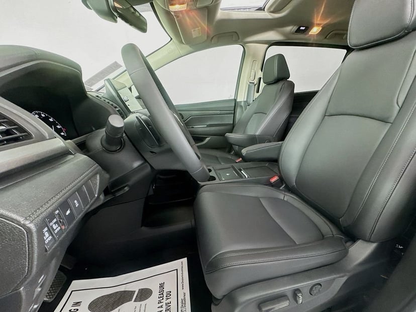 2026 Honda Odyssey - Image 31