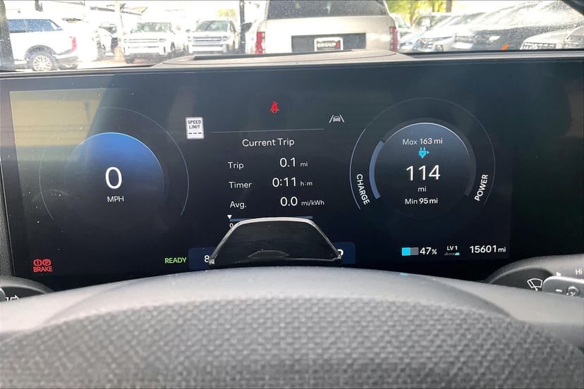 2025 Hyundai IONIQ 5 - Image 25