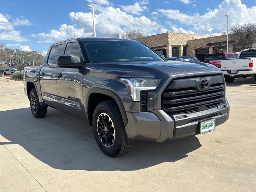2022 Toyota Tundra - Image 5