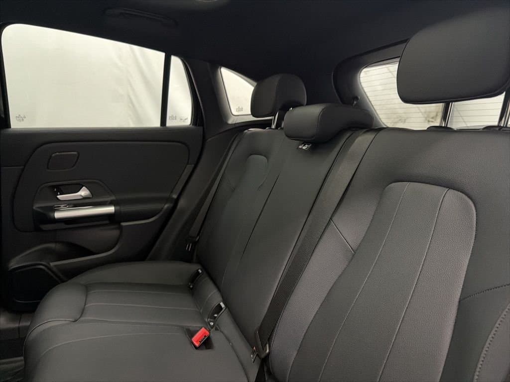 2026 MERCEDES-BENZ GLA - Image 20