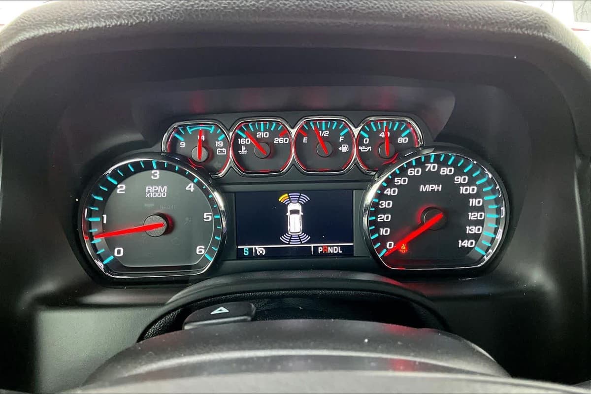 2018 GMC Yukon - Image 27