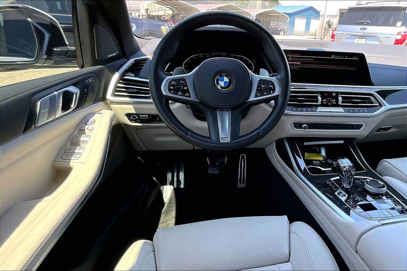 2020 BMW X7 - Image 4