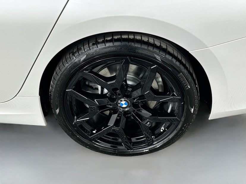 2026 BMW 3 Series - Image 23