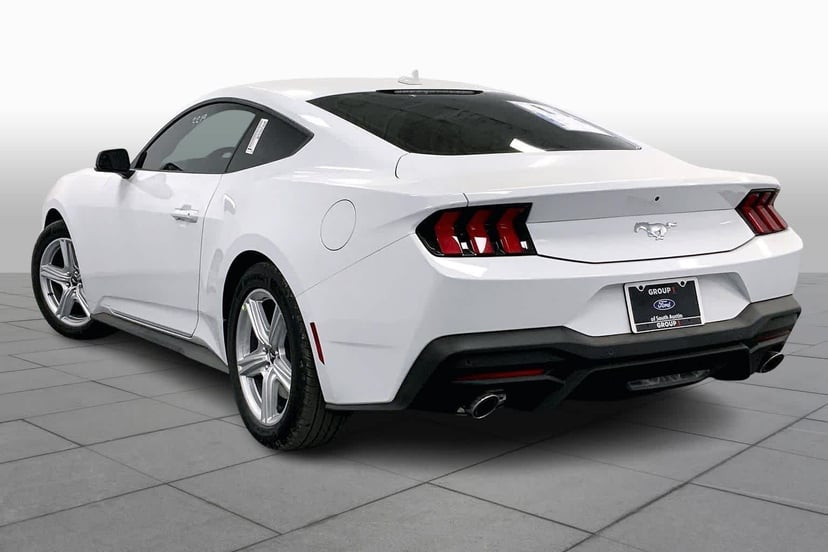 2026 Ford Mustang - Image 11