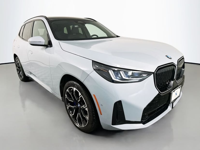 2025 BMW X3 - Image 3