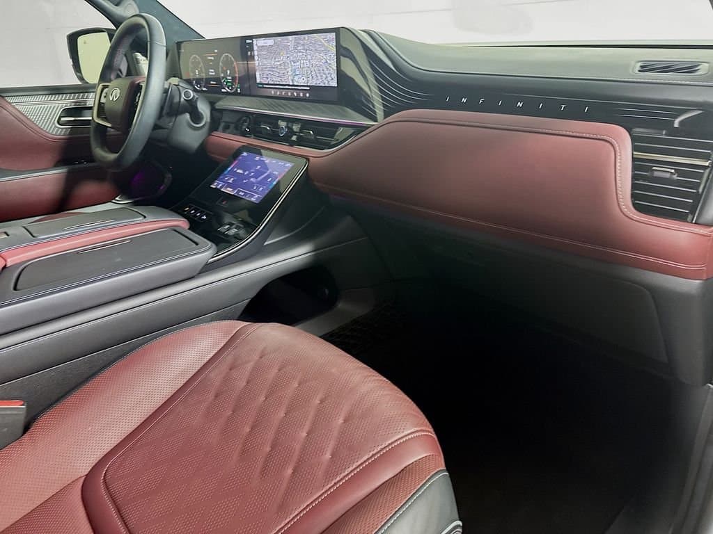 2025 INFINITI QX80 - Image 40