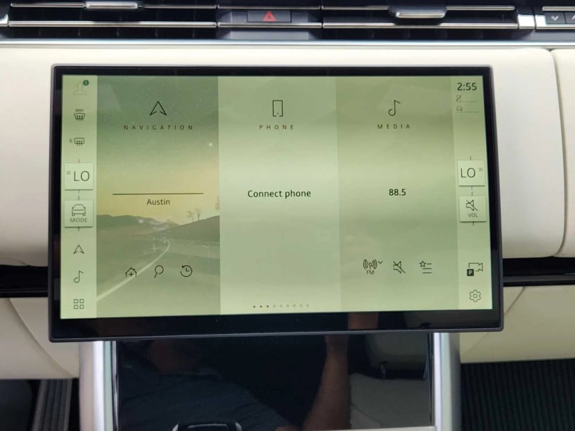 2026 LAND ROVER Range Rover - Image 16