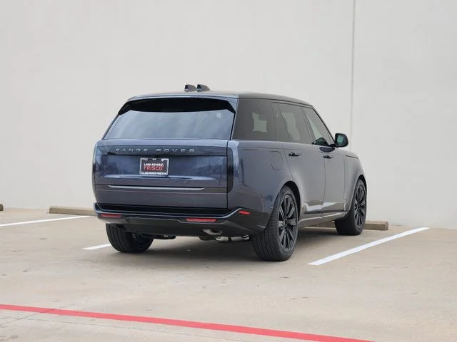 2026 Land Rover Range Rover - Image 4