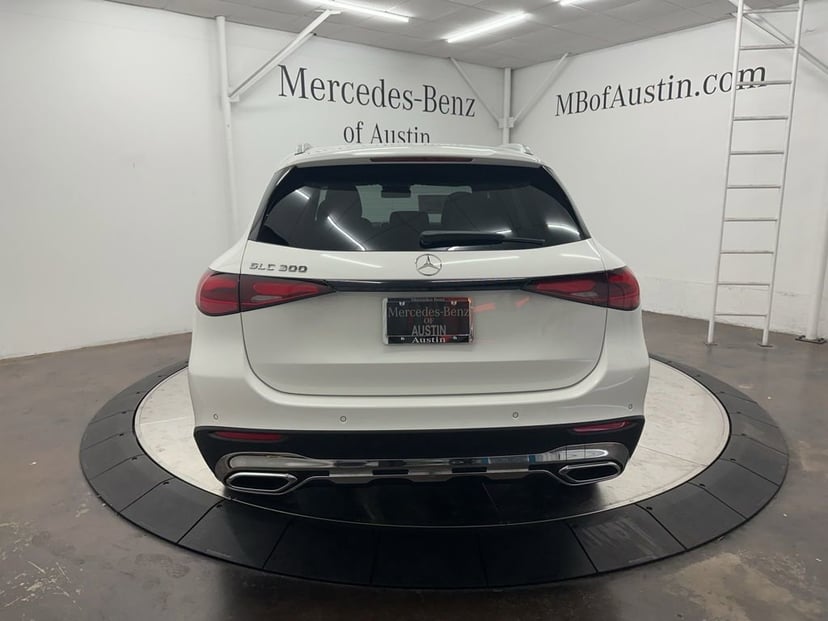 2026 Mercedes-Benz GLC - Image 37
