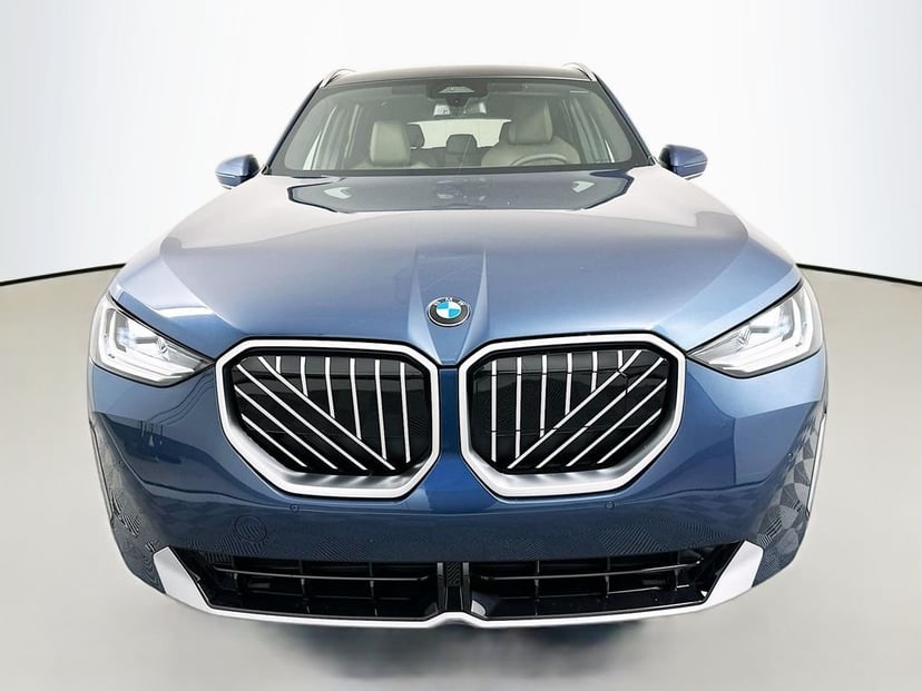 2026 BMW X3 - Image 2