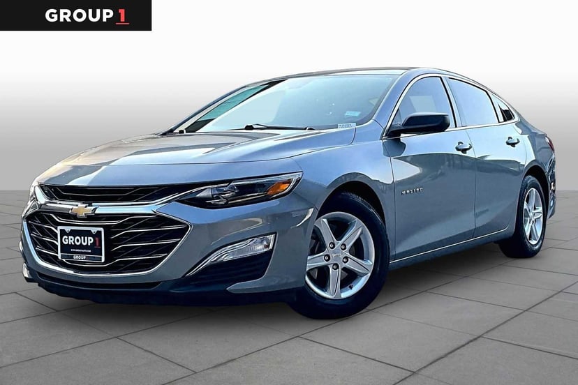 2023 Chevrolet Malibu - Image 1