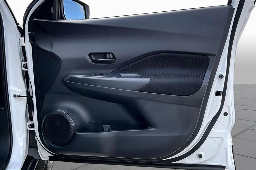 2023 Nissan Kicks - Image 23
