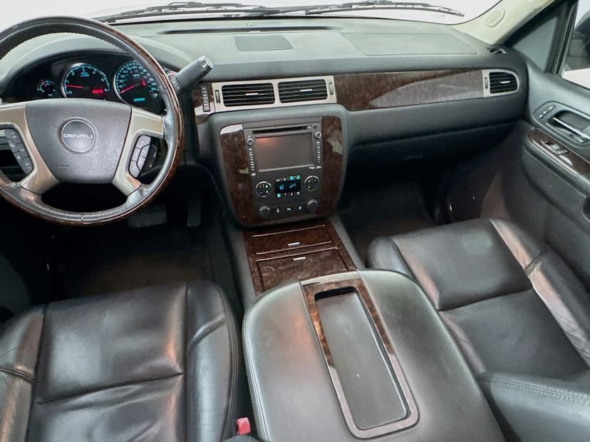2012 GMC Yukon - Image 25